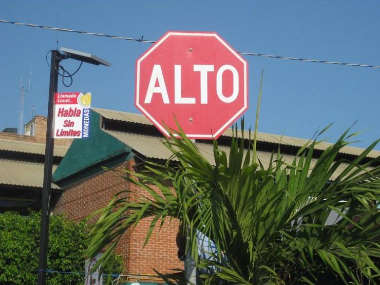 To Stop or Not to Stop – Stop sign etiquette in Mexico