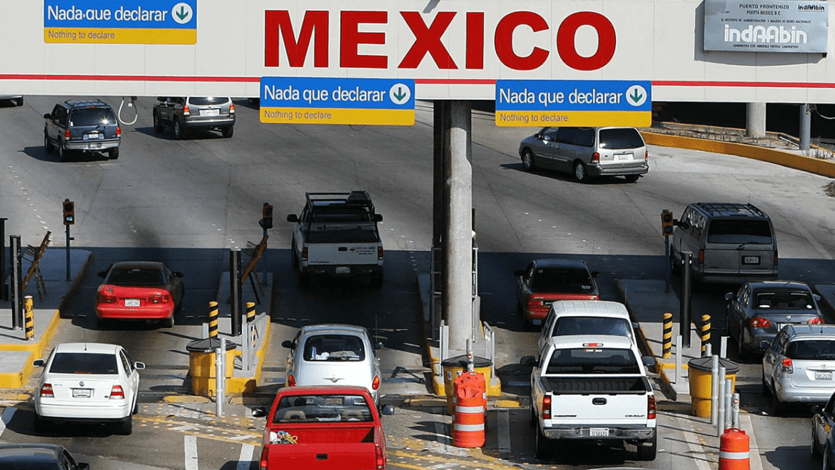 What is the Best Time to Cross the Border into Mexico?